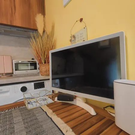 شقة Tiny House In The Center Of *