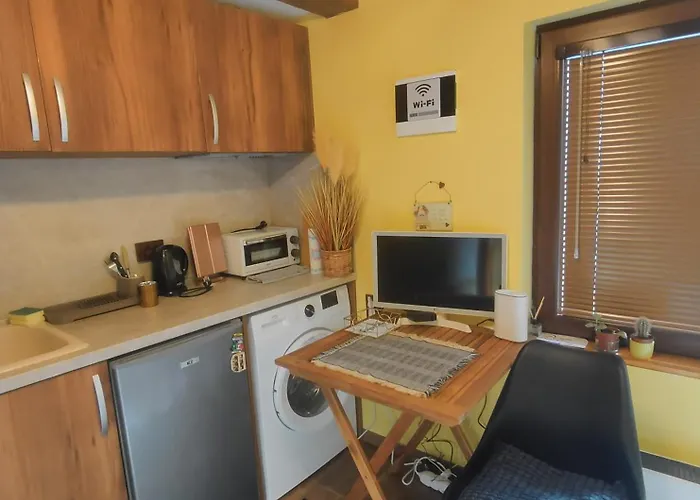 Tiny House In The Center Of Апартаменты *